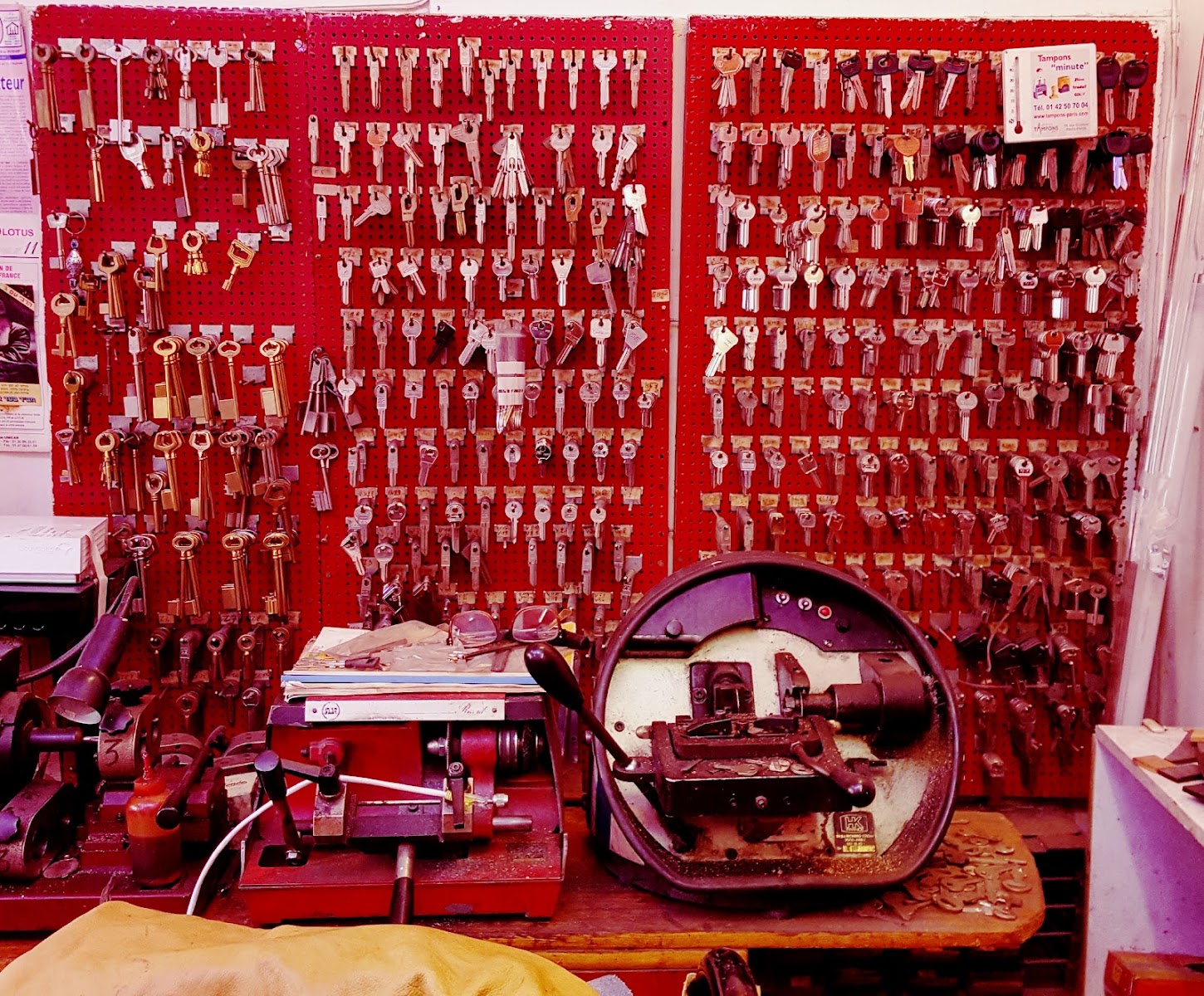 Le mur de clés de l'atelier de la Cordonnerie Le G.meaux